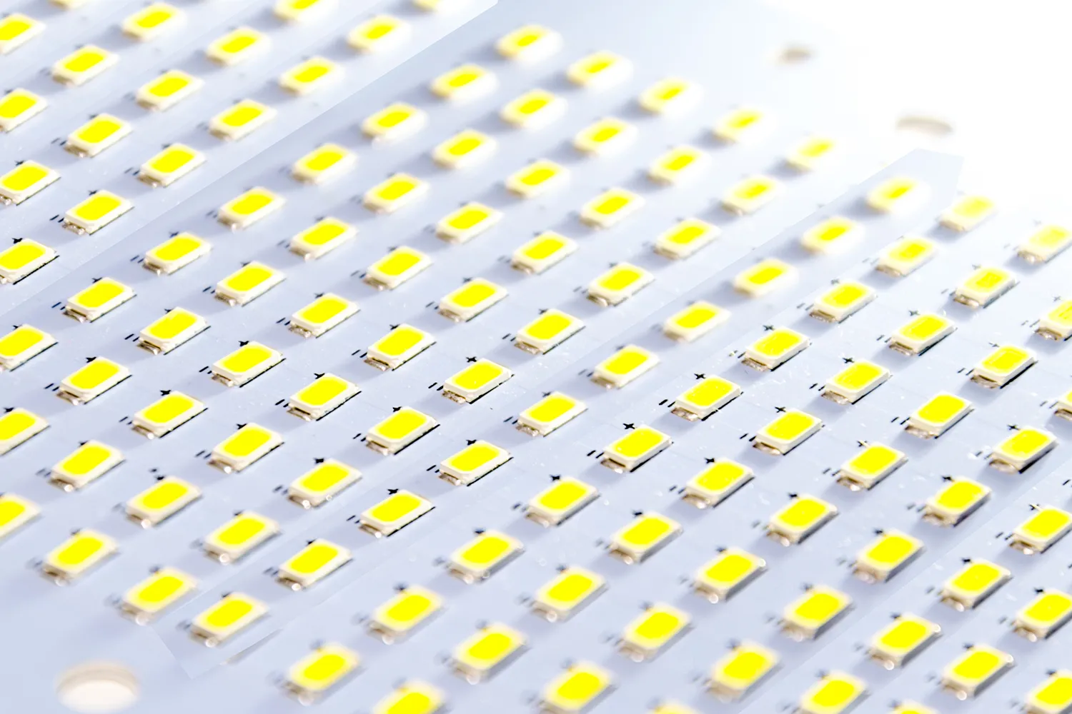 LED應用 數位行銷解決方案 - MKplus 穿越數位行銷有限公司